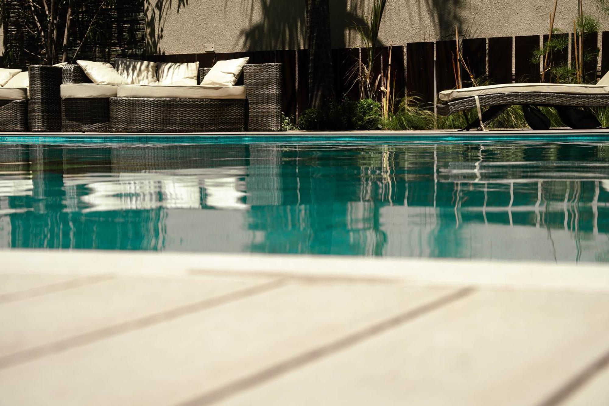 Holiday Inn Rosario By Ihg Екстериор снимка