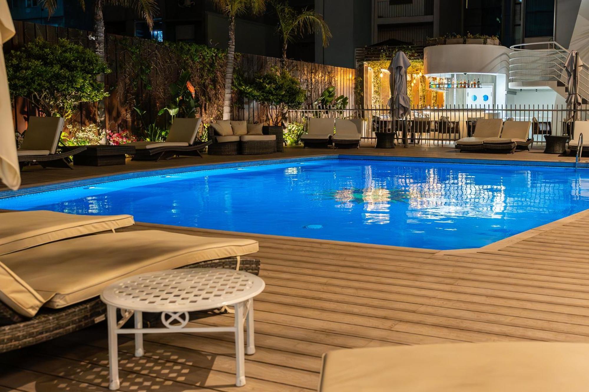 Holiday Inn Rosario By Ihg Екстериор снимка