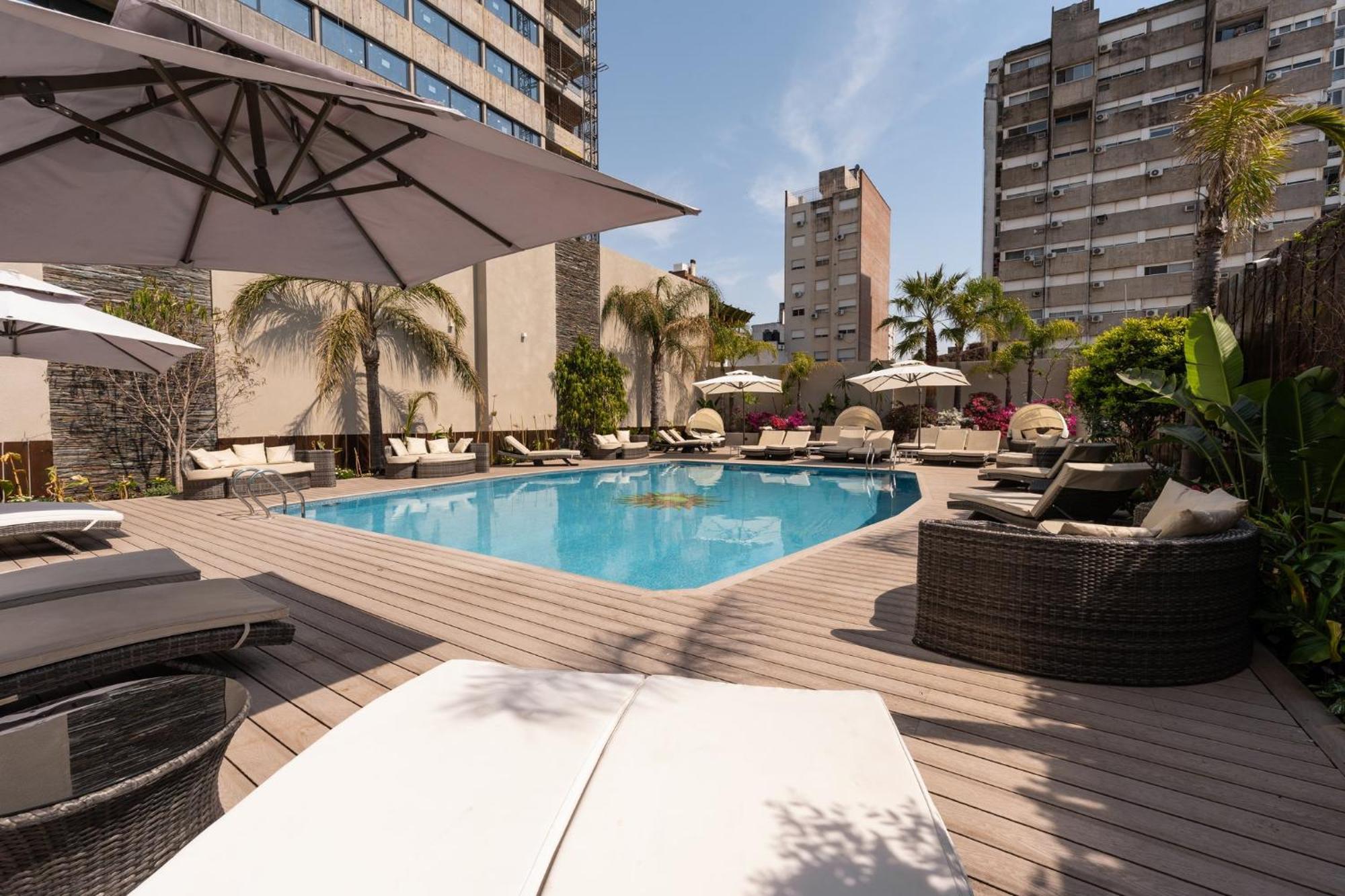 Holiday Inn Rosario By Ihg Екстериор снимка