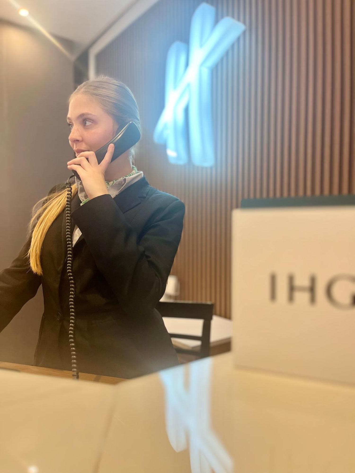 Holiday Inn Rosario By Ihg Екстериор снимка